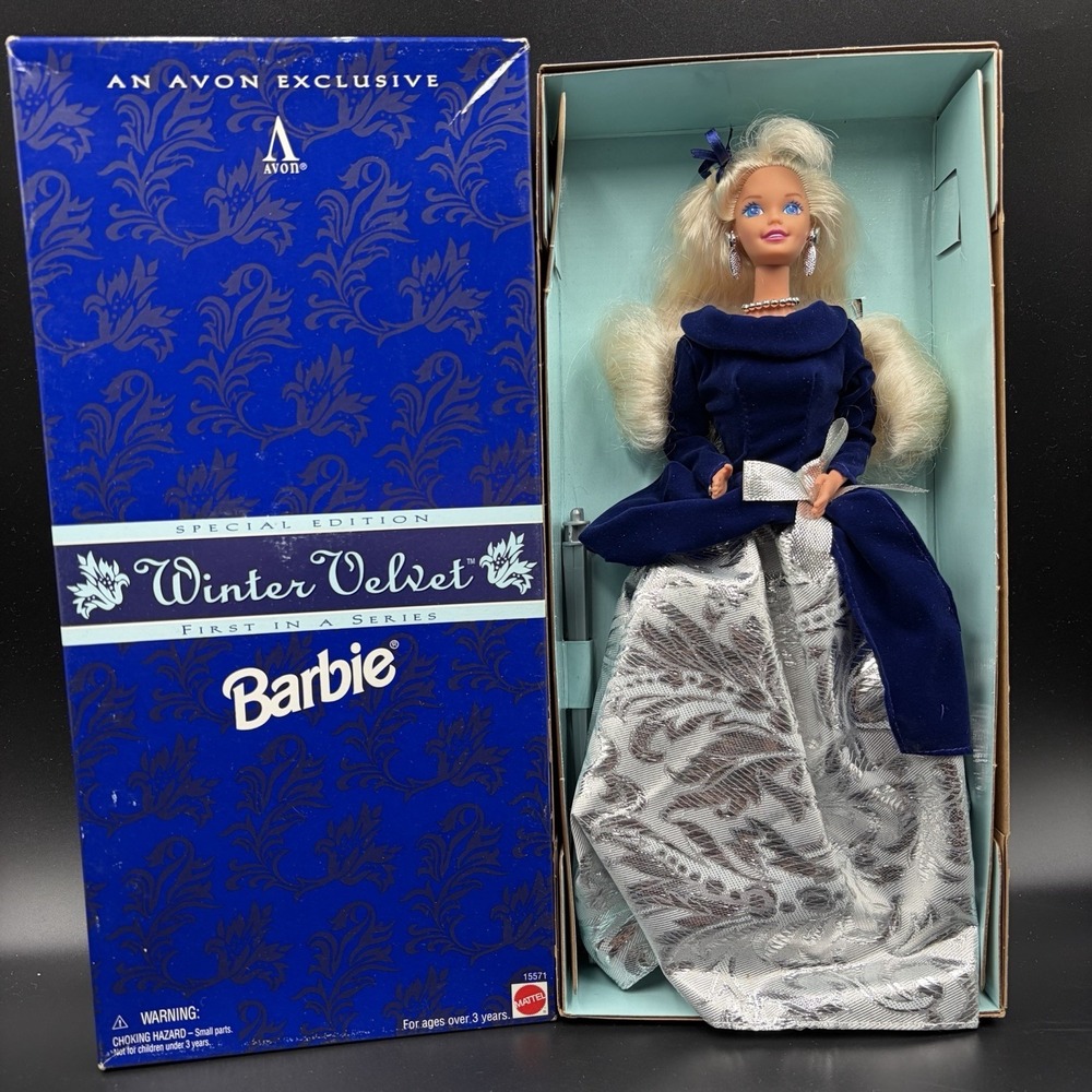 Vintage Winter Velvet Barbie Mattel 1995 Special Edition Avon‎ Exclusive #15571